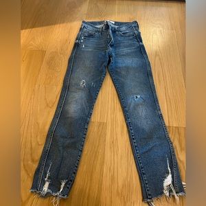 Gap High Rise Slim Straight Jean
